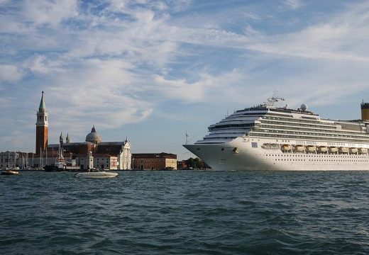 A cruise ship sailing in front of San Giorgio Maggiore in 2010.