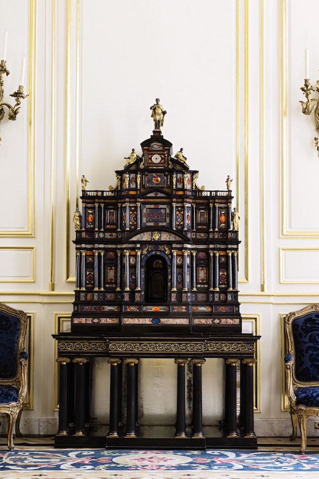  Cabinet, c. 1620