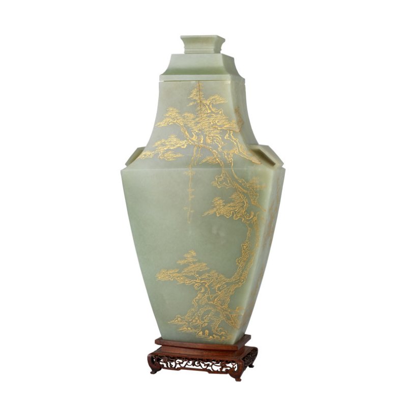 Vase, cover and wood stand, Chinese, reign of Qianlong. The Royal Collection