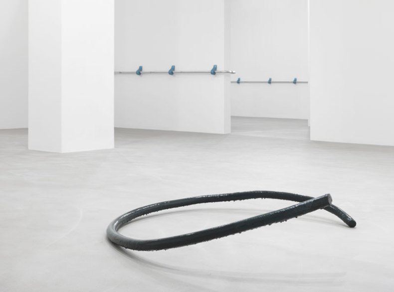 Beliebte Stellen/Privileged Points (2015), Nairy Baghramian