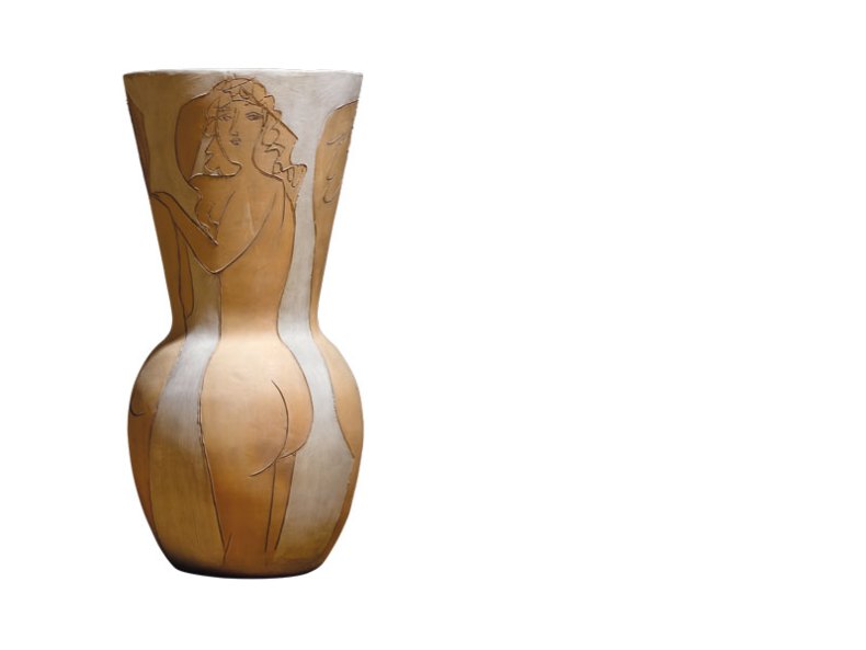 Grand vase aux femmes nues (1950), Pablo Picasso. Courtesy Sotheby's London