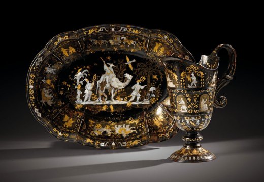 A tortoiseshell, mother-of-pearl and gold piqué rosewater ewer and basin (first half 18th century), Naples. Sotheby's: estimate €400,000–600,000