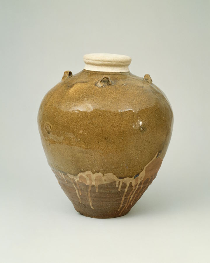 Karamono tea leaf jar, known as Shoka, China, 13th–14th century. Tokugawa Museum of Art, Aichi