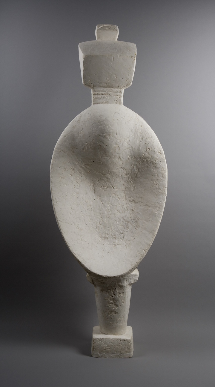 Spoon Woman (1927), Alberto Giacometti. © Alberto Giacometti Estate, ACS/DACS, 2017