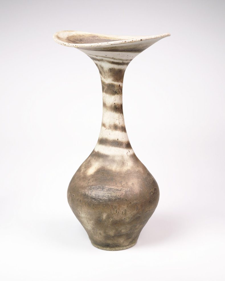 Bottle (1970s), Lucie Rie