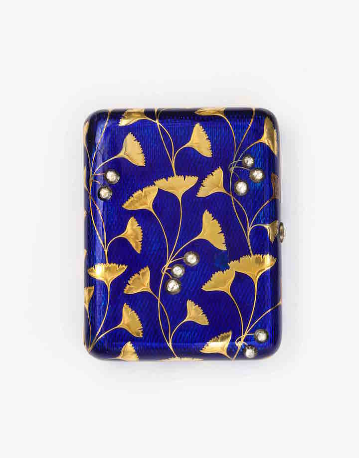 Cigarette case (c. 1910), Fabergé. A La Vieille Russie, New York