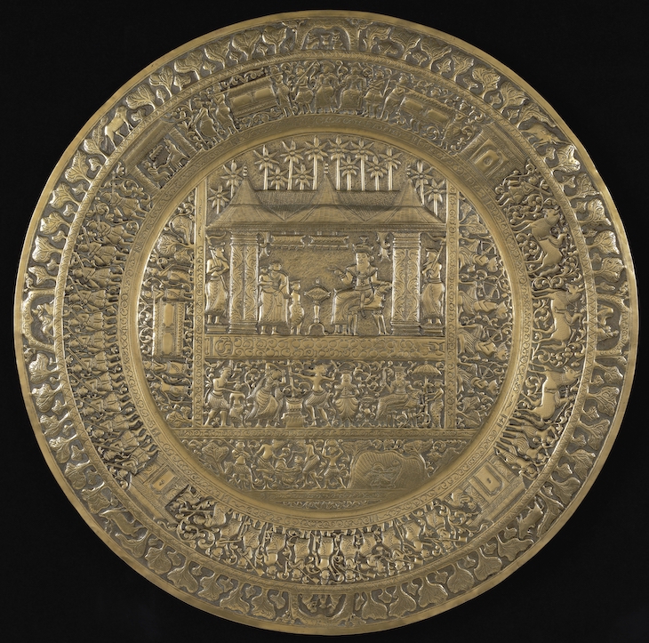Commemorative dish depicting the fall of the Kingdom of Kandy (c. 1815), Sri Lanka.