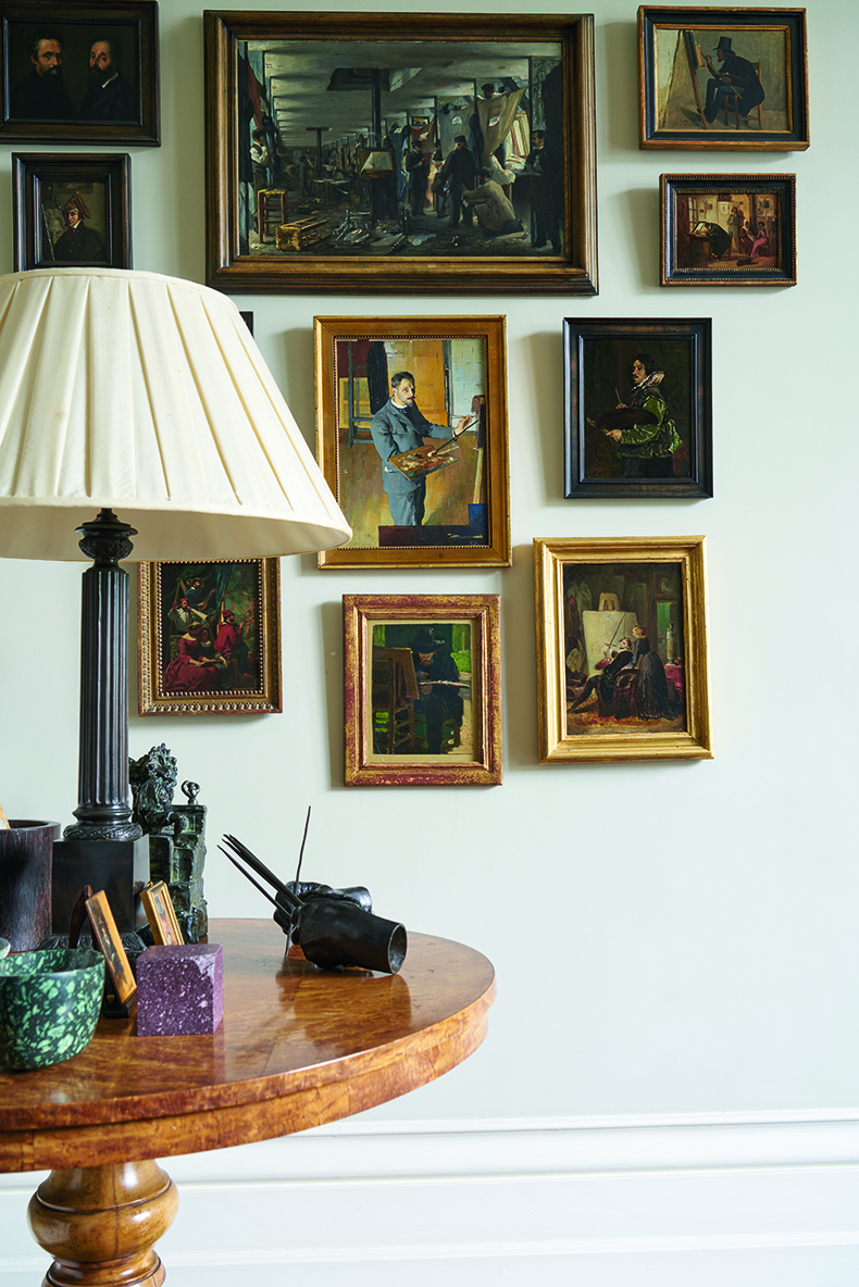 Hands of the Painter Meissonier (1897), cast in bronze by Vincenzo Gemito on a side table. On the wall are several 19th-century oil sketches including (top right) L’Aquafortiste (the etcher) by Honoré Daumier.