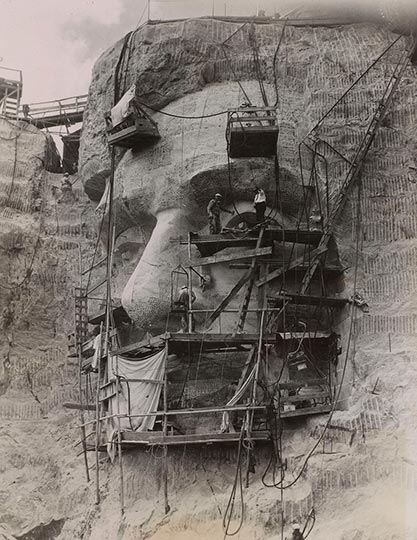 Carving Lincoln on Rushmore Granite