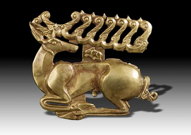 Gold plaque in the form of a recumbant stag. Scythian, late 6th - first quarter of the 5th century BC. Sycomore Ancient Art