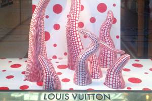 Louis Vuitton memorably paired up with the artist Yayoi Kusama in 2012