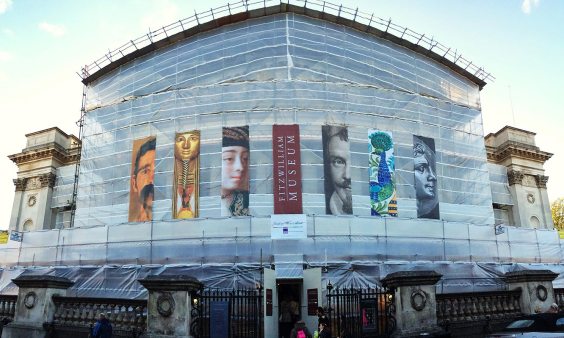 Scaffolding covering the museum (November 2013)