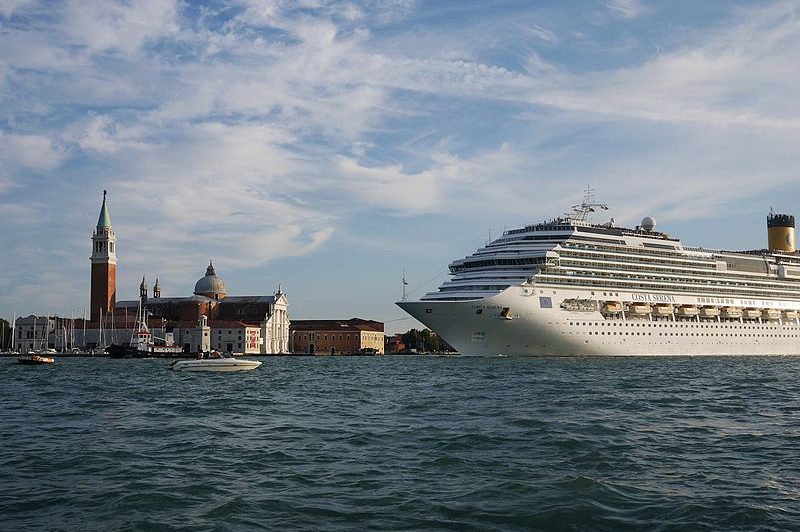 A cruise ship sailing in front of San Giorgio Maggiore in 2010.