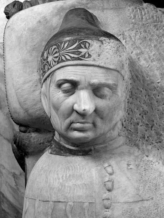 Detail of Tullio’s effigy of the Doge on the Vendramin tomb (c. 1491–after 1506) in the church of SS. Giovanni e Paolo, Venice.