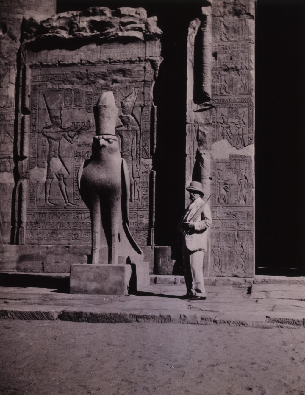 John Pierpont Morgan at the Temple of Horus at Edfu, Egypt, 1913 or earlier
