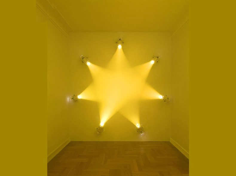 (2007), Ann Veronica Janssens