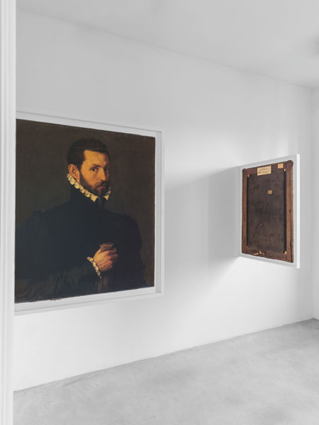 'Recto Verso' exhibition view at Fondazione Prada, Milan. Showing Matts Leiderstam's 'Kat. Nr. 1356 (Unknow Unknow)' and 'Kat. Nr. 0313 (Unknown Unknown) on the left (both 2014). Photo: Delfino Sisto Legnani Studio. Courtesy Fondazione Prada.