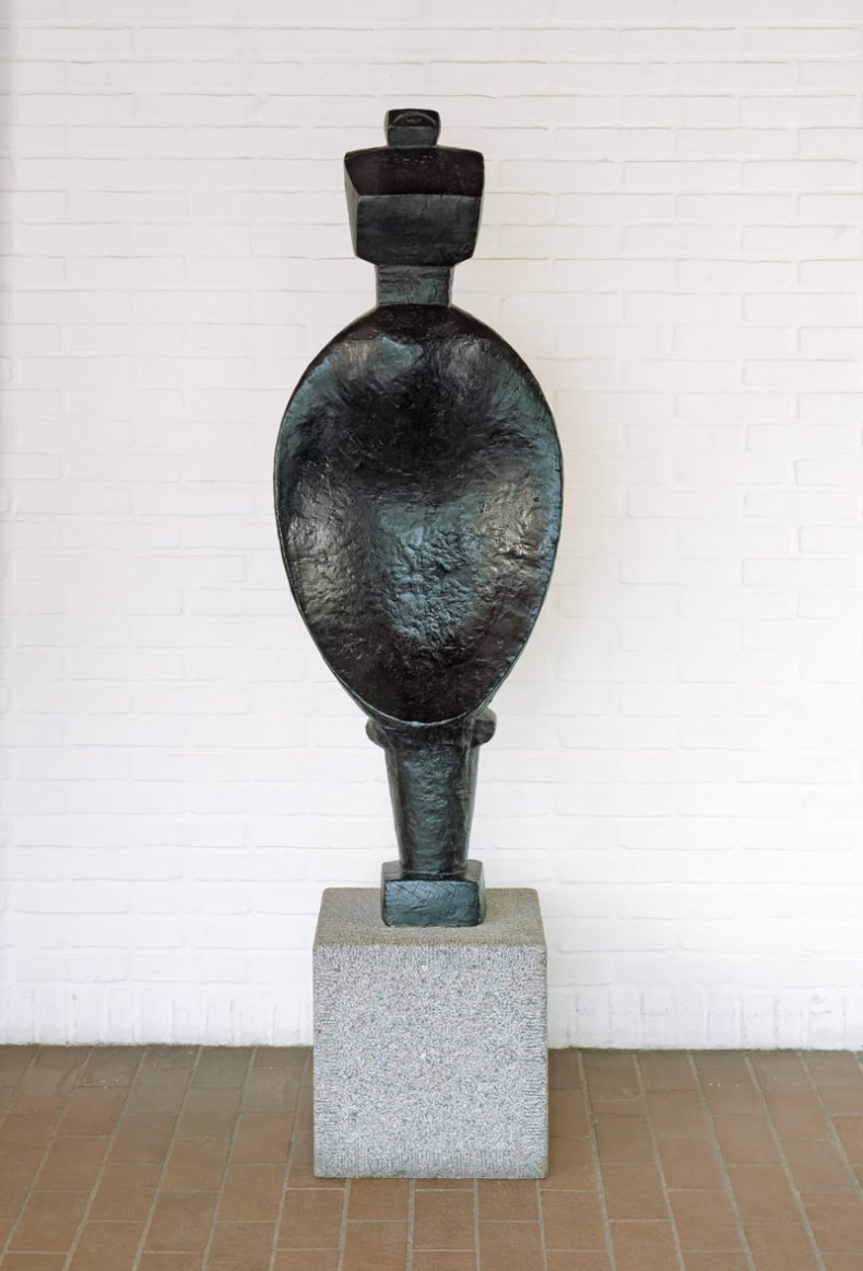 (1926-7), Alberto Giacometti. 