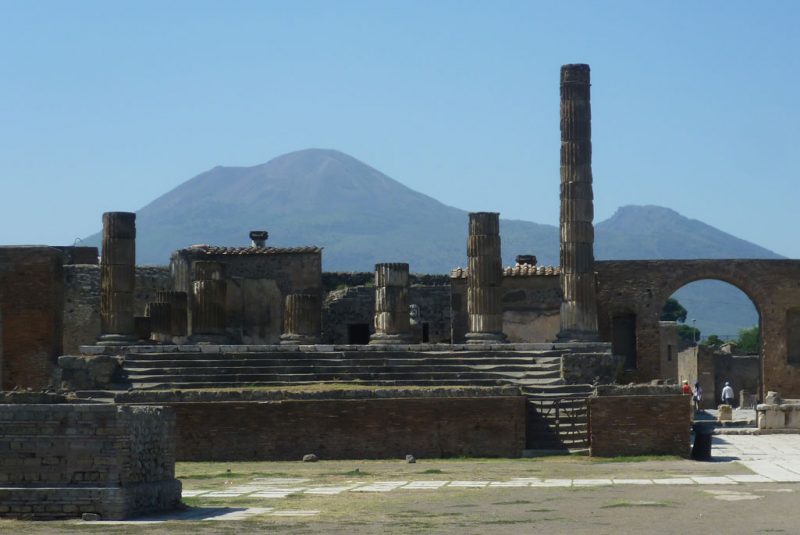 Italian police are investigating claims that staff at Pompeii deliberately destroyed a section of wall at the site after disputes with management.