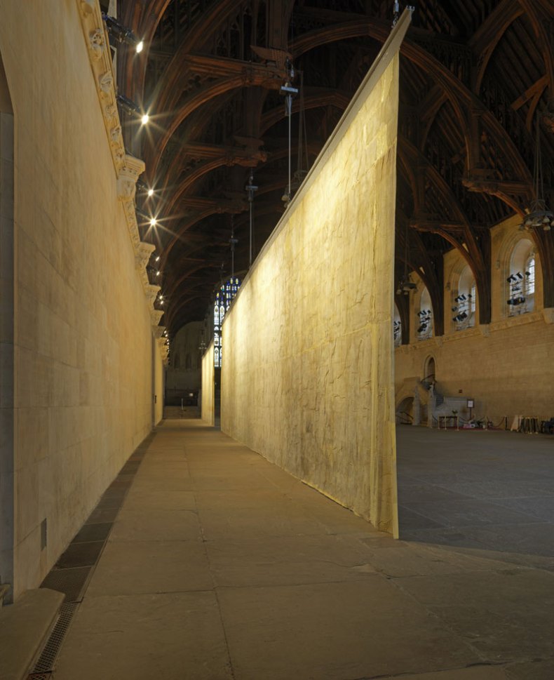 The Ethics of Dust at Westminster Hall (2016), Jorge Otero-Pailos.