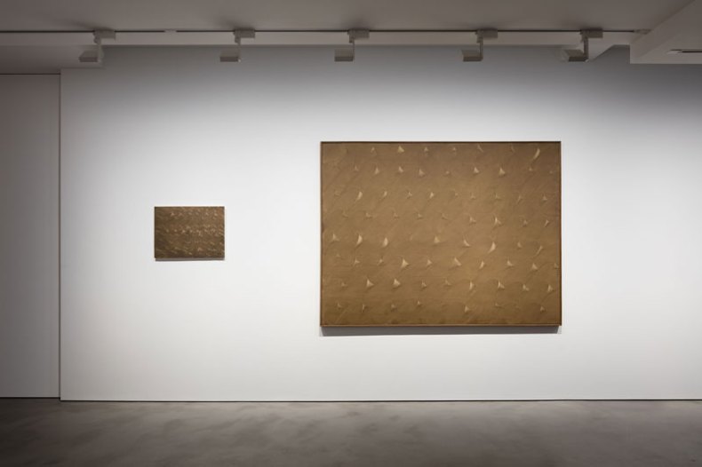 'Cho Yong-Ik', installation view at Olivier Malingue, 2016