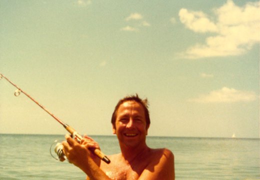 Rauschenberg photographed in Captiva, Florida, 1978. Photo: Attributed to Billy Klüver; courtesy Robert Rauschenberg Foundation