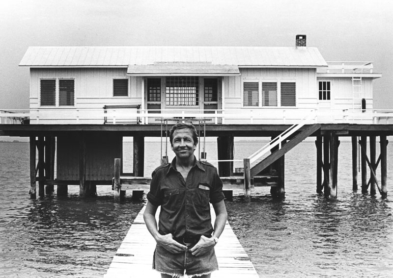 Robert Rauschenberg (1925–2008) in front of the Fish House, Captiva, Florida, 1979. Photo: Terry Van Brunt; courtesy Robert Rauschenberg Foundation