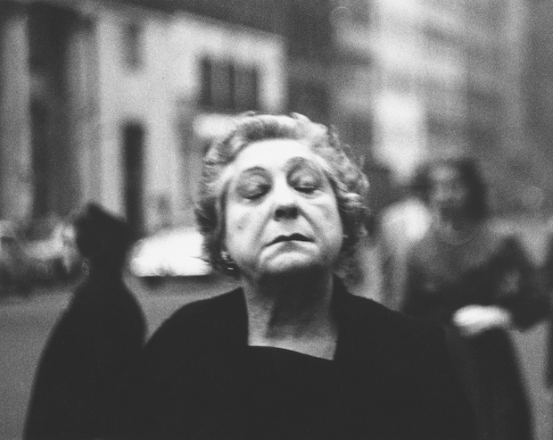 Woman on the street with her eyes closed, N.Y.C. 1956, Diane Arbus. Courtesy The Metropolitan Museum of Art, New York / copyright © The Estate of Diane Arbus, LLC.