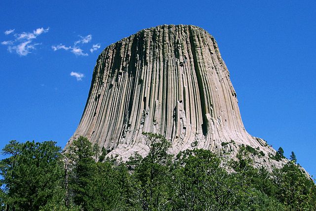 Devil's Tower, Wyoming. Photo: Wikimedia Commons
