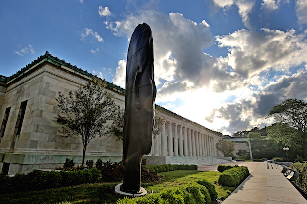 Installation view of Paula (2013), Jaume Plensa. © Jaume Plensa. Photograph by Andrew Weber, courtesy of the Toledo Museum of Art.
