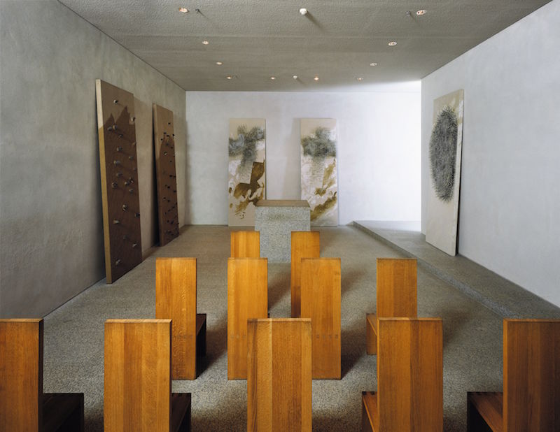 The prayer room at the Reichstag, designed by Günther Uecker in 1998–99. Photo: Nic Tenwiggenhom
