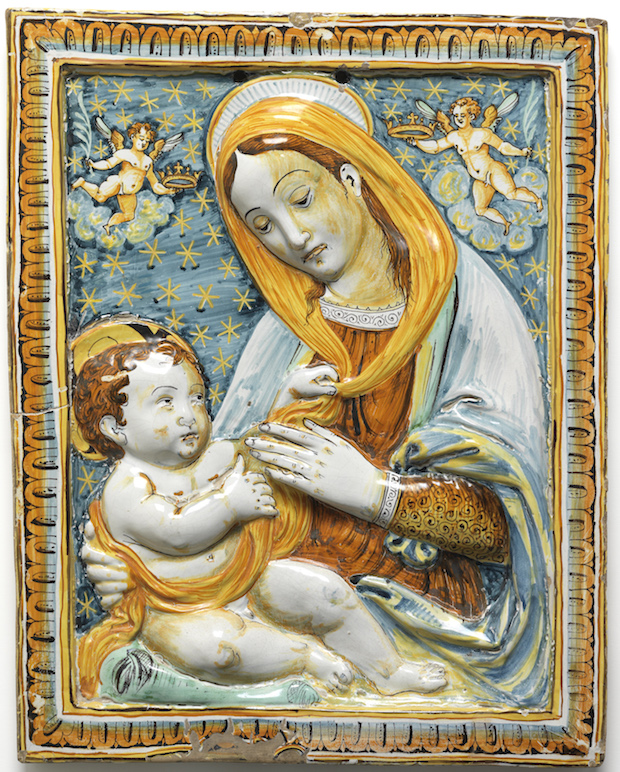 Maiolica panel, painted with a half-length figure of the Virgin with the infant Christ (c. 1600–1700) artist unknown. © Fitzwilliam Museum, Cambridge.