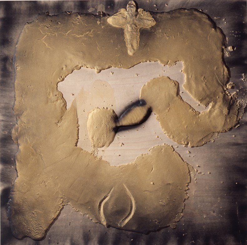 Matèria sinuosa (2010), Antoni Tàpies, © Comissió Tàpies/VEGAP Courtesy Timothy Taylor