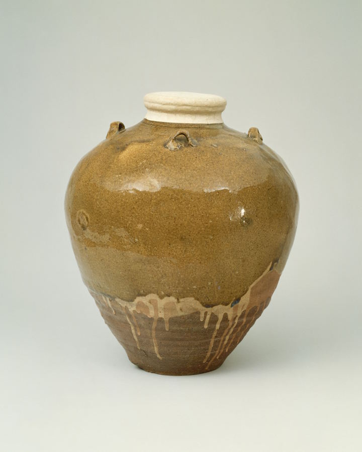 Karamono tea leaf jar, known as Shoka, China, 13th–14th century. Tokugawa Museum of Art, Aichi