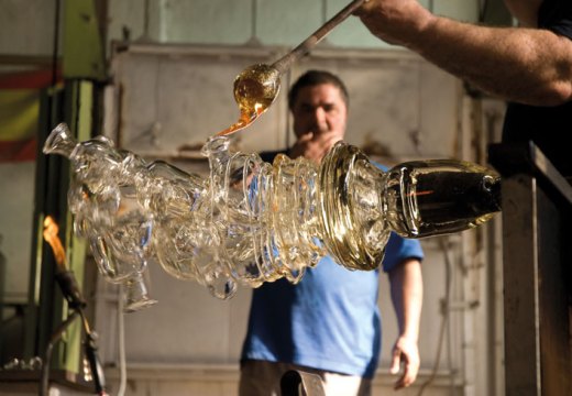 Berengo Studio glassmasters working on a Tony Cragg sculpture, ‘Glasstress 2009’. Courtesy Fondazione Berengo