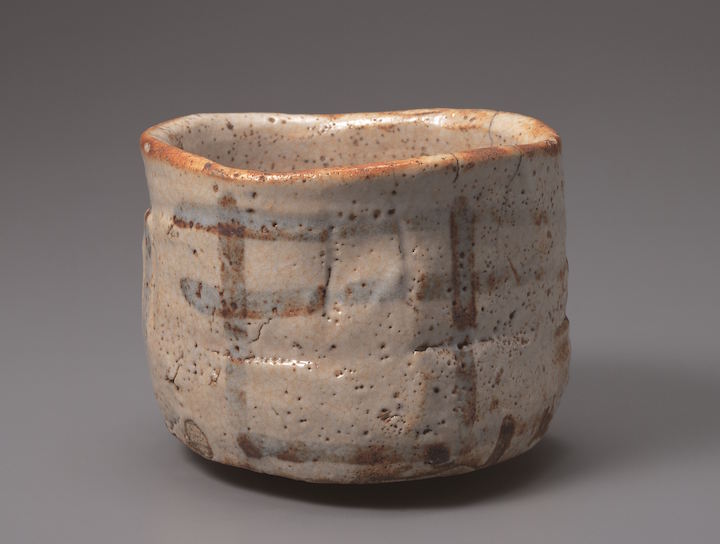 Tea bowl, Shino type, known as Unohanagaki, Mino ware, 16th–17th century. Mitsui Memorial Museum, Tokyo