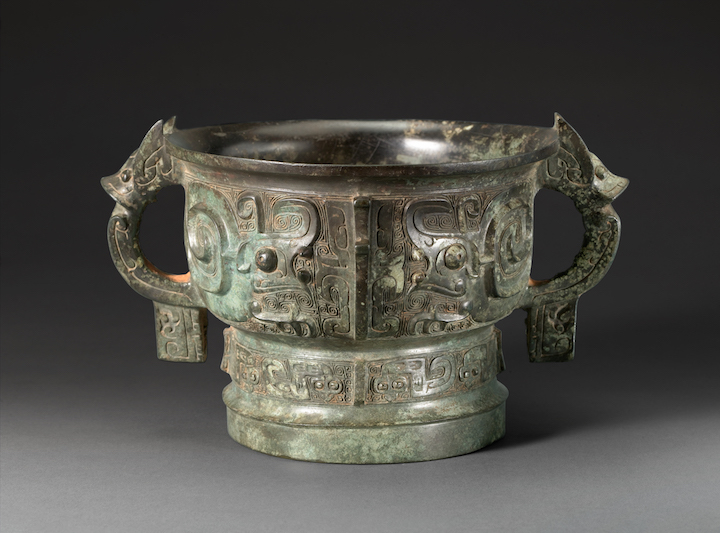 Gui Bowl with 'Snails', Western Zhou Dynasty. © Shanghai Museum