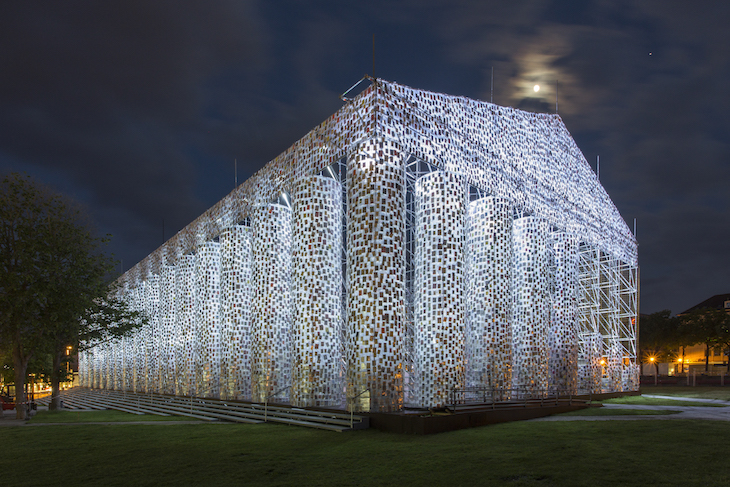 The Parthenon of Books (2017), Marta Minujín. Friedrichsplatz, Kassel, Documenta 14. Photo: Roman März