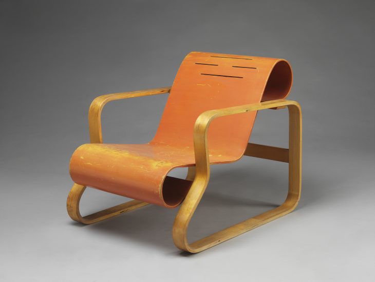 Paimio armchair (1930), Alvar Aalto. Alvar Aalton Museum; photo: © Victoria and Albert Museum