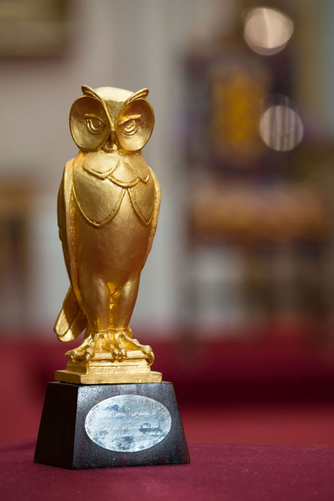 A gilded bronze owl, a small-scale replica of the owls designed by John Thorp for the plinths outside Leeds Civic Hall and inspired by the bird in the coat of arms of the City of Leeds. Royal Collection Trust / © Her Majesty Queen Elizabeth II 2017