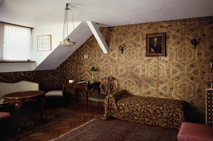 The salon of the apartment that Viktor Kovačić created for himself in Zagreb in 1906