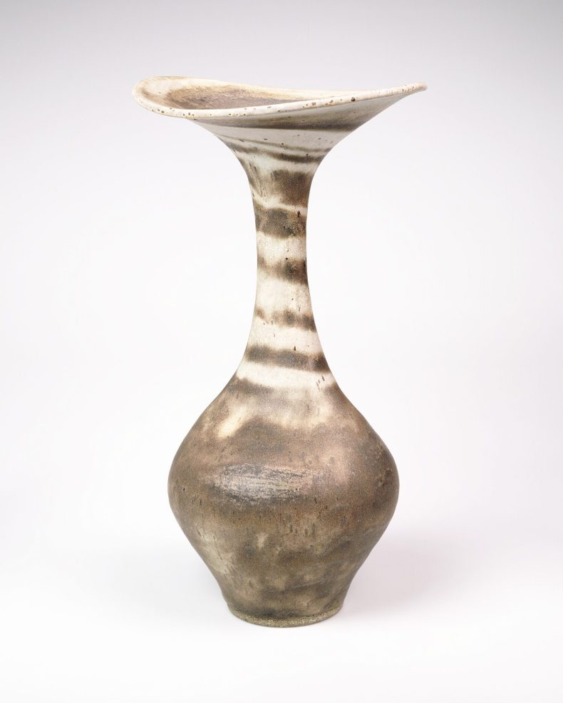 Bottle (1970s), Lucie Rie