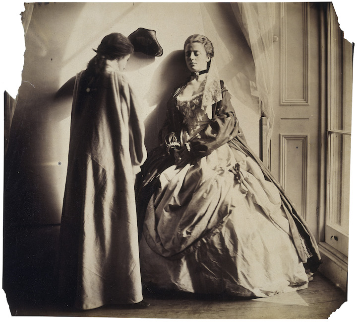 Photographic Study (Clementina and Isabella Grace Maude) (1863-64), Clementina Hawarden. © Victoria and Albert Museum, London