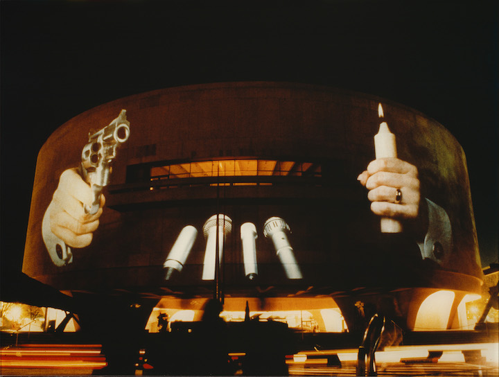 Hirshhorn Museum, Washington, DC (1988), Krzysztof Wodiczko. Courtesy the artist and Galerie Lelong, New York