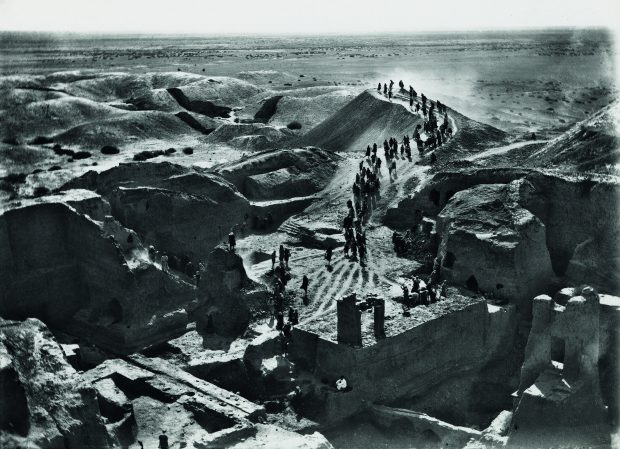 Photograph of the excavation of the Temple enclosure at Nippur, viewed from the top of Ziggurat, taken by John Henry Hayes, 15 August 1899, photo: courtesy Penn Museum