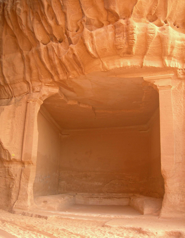 Mada'in Saleh (Hegra), al-Diwan in Jabal Ithlib. Rock-cut banqueting room with benches for reclining on while dining.