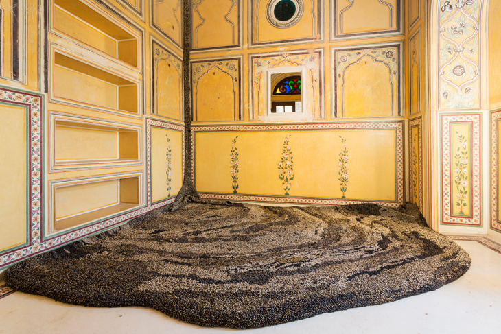 Flow (2015), Vibha Galhotra. Installation view at the Sculpture Park at Madhavendra Palace, 2017.