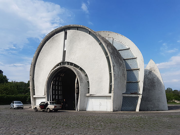 The crematorium in the Park of Memory, Kyiv, designed by Abraham Miletsky, photographed in May 2018.