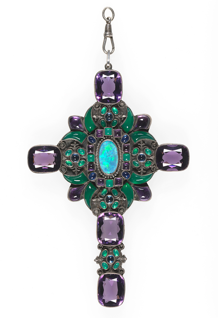 Pendant cross (c. 1930), designed by Sibyl Dunlop and made in her workshop, probably by W. Nathanson, with enamelling by Henri de Koningh.