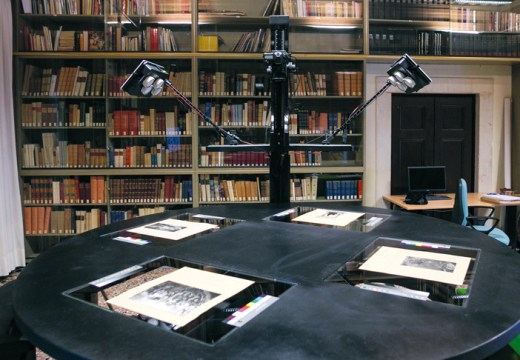 The Replica scanner developed by Factum Arte, currently digitising the photographic library of the Fondazione Giorgio Cini in Venice. Photo: Matteo De Fina; courtesy Fondazione Giorgio Cini